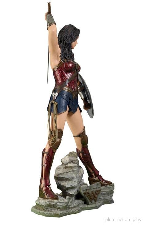 Wonder Woman staty i naturlig storlek Wonder Woman 224 cm - Bild 3