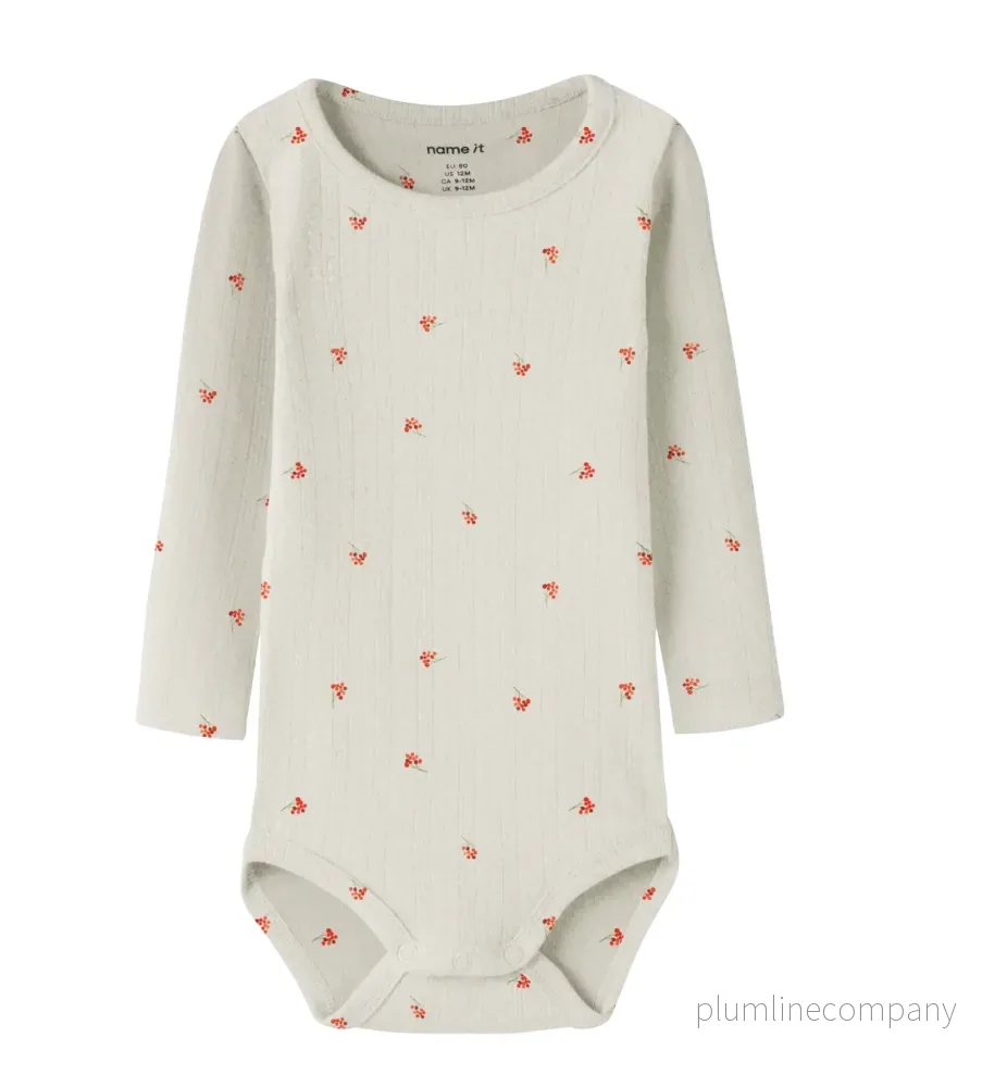 Långärmad bodysuit – NBFBERRIES LS BODY Långärmad bodysuit – NBFBERRIES LS BODY