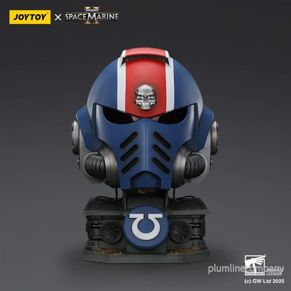 Warhammer 40,000: Space Marine 2 Replica Ultramarines Lieutenant Titus Hjälm med Displayställ 44 cm - Bild 3