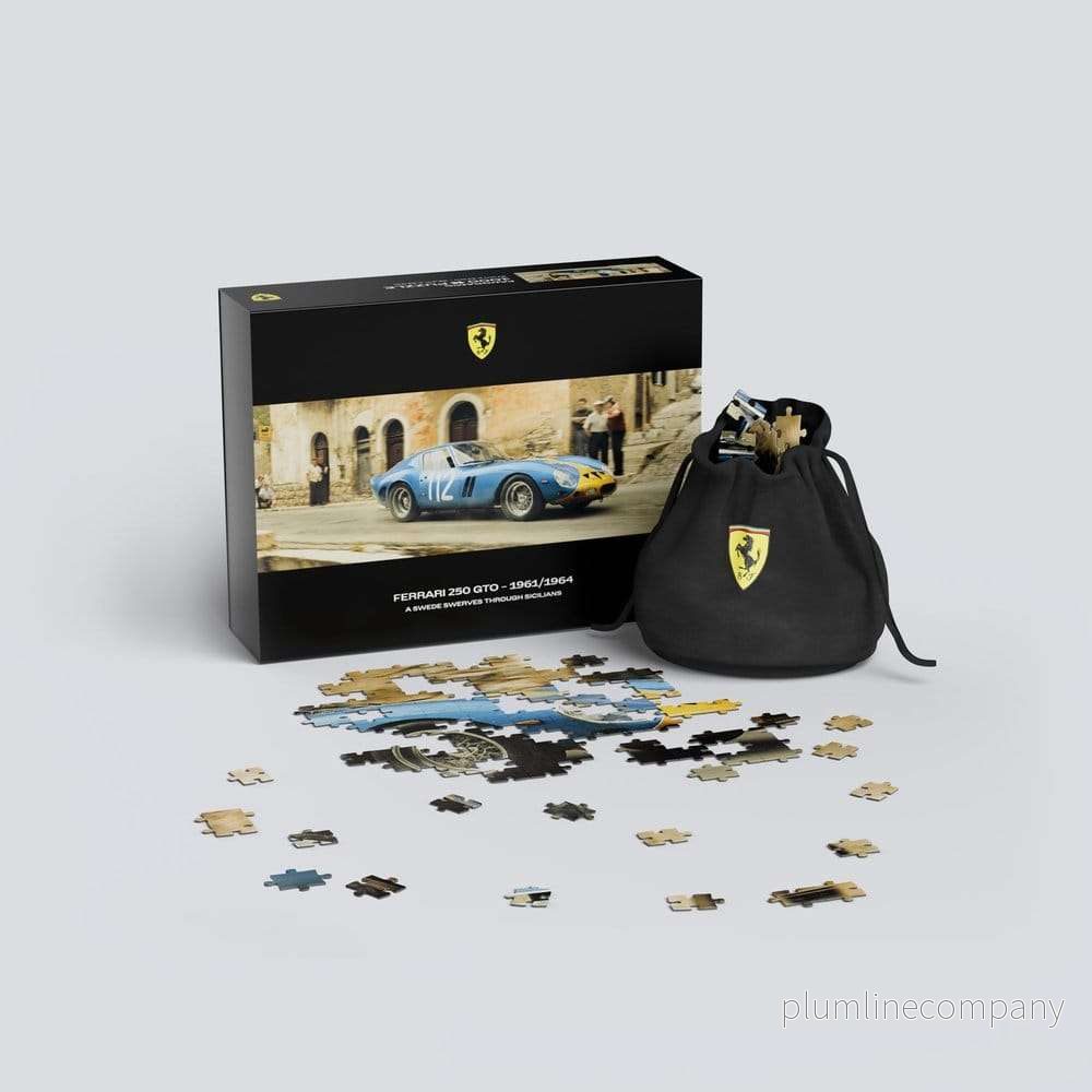 Ferrari 250GTO Premium Puzzle A Swede Swerves Through Sicilians (1000 bitar) 97 x 34 cm Ferrari 250GTO Premium Puzzle A Swede Swerves Through Sicilians (1000 bitar) 97 x 34 cm