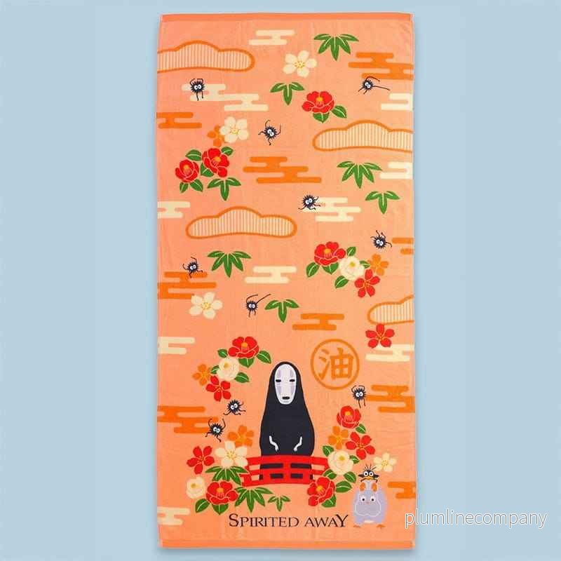 Spirited Away Handduk No Face & Blommor 70 x 140 cm Spirited Away Handduk No Face & Blommor 70 x 140 cm