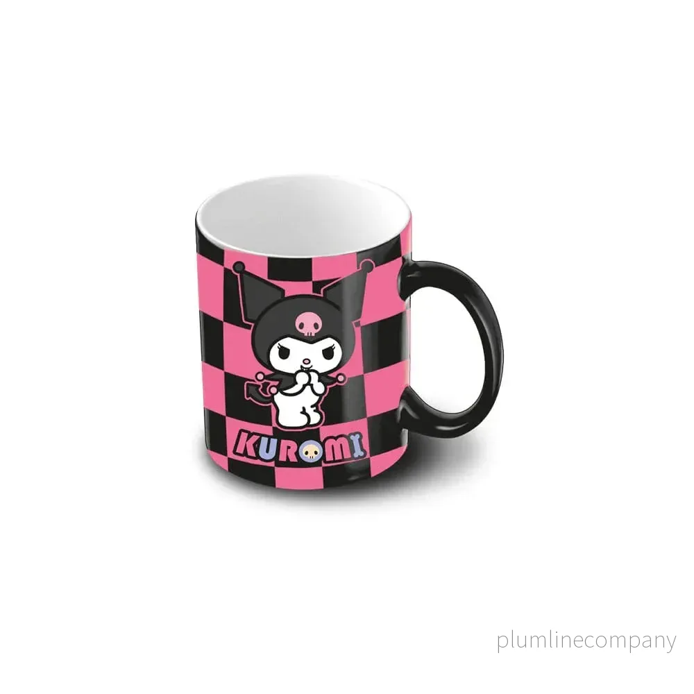Sanrio Mug Kuromi Chess – Officiell Keramikmugg av Hög Kvalitet Sanrio Mug Kuromi Chess – Officiell Keramikmugg av Hög Kvalitet