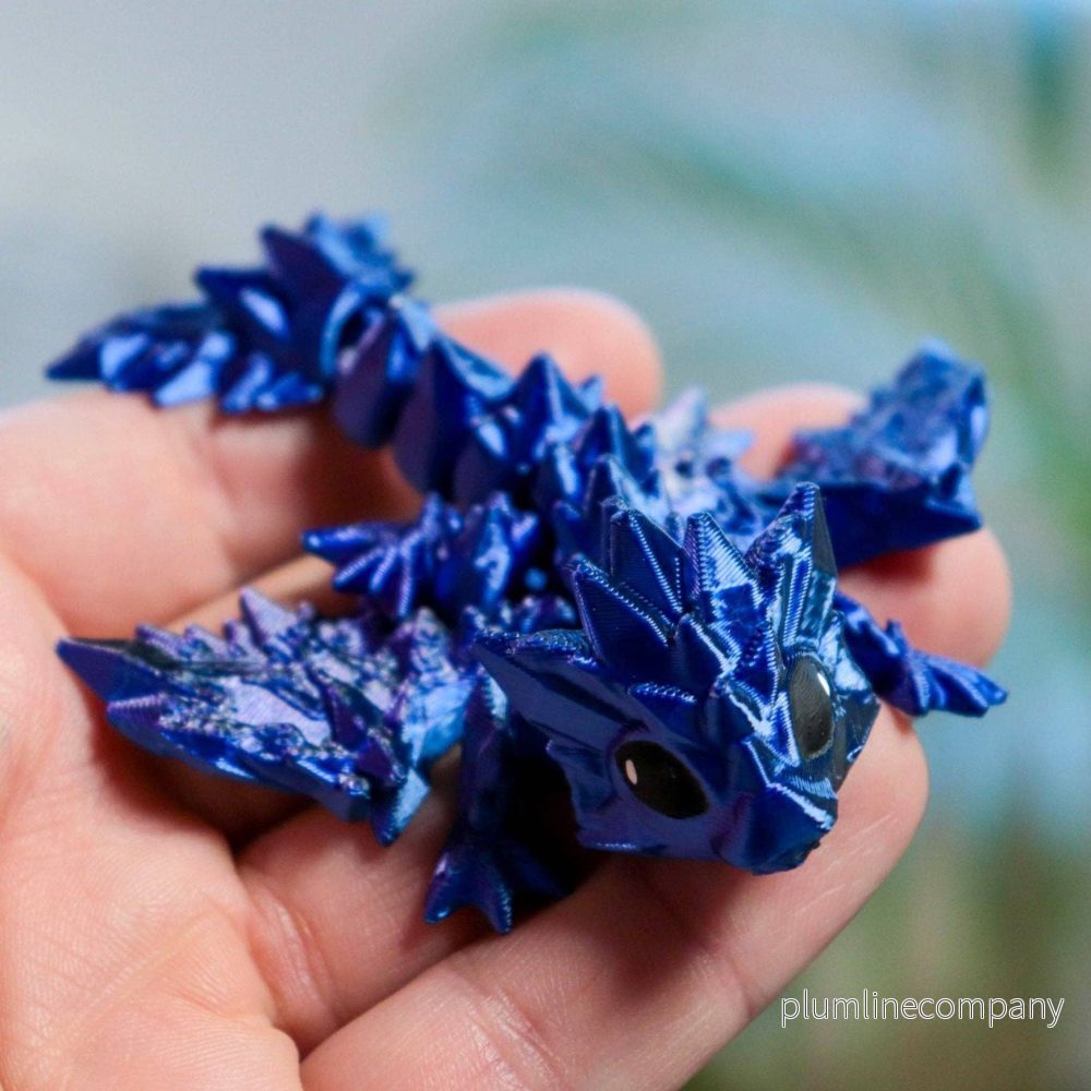 Tiny Wyvern babydrake, isblå från Der Krämer Factory