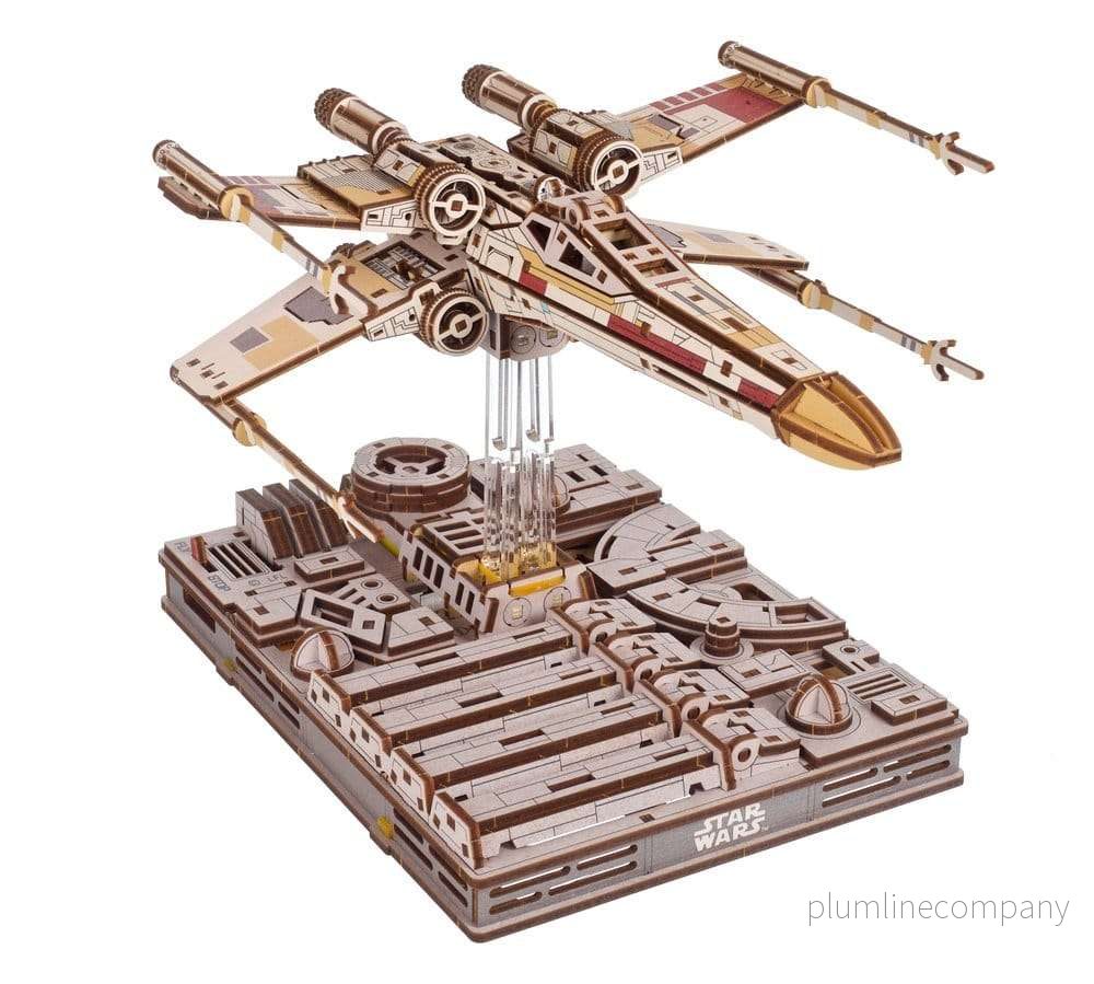 Star Wars 3D-träpussel Luke Skywalker’s X-Wing Starfighter