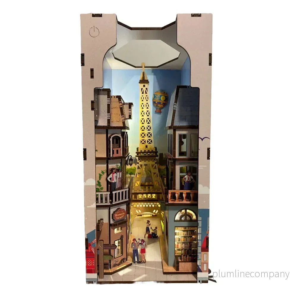 Paris Tiny Adventures Bokhylla Mini Diorama 23 cm