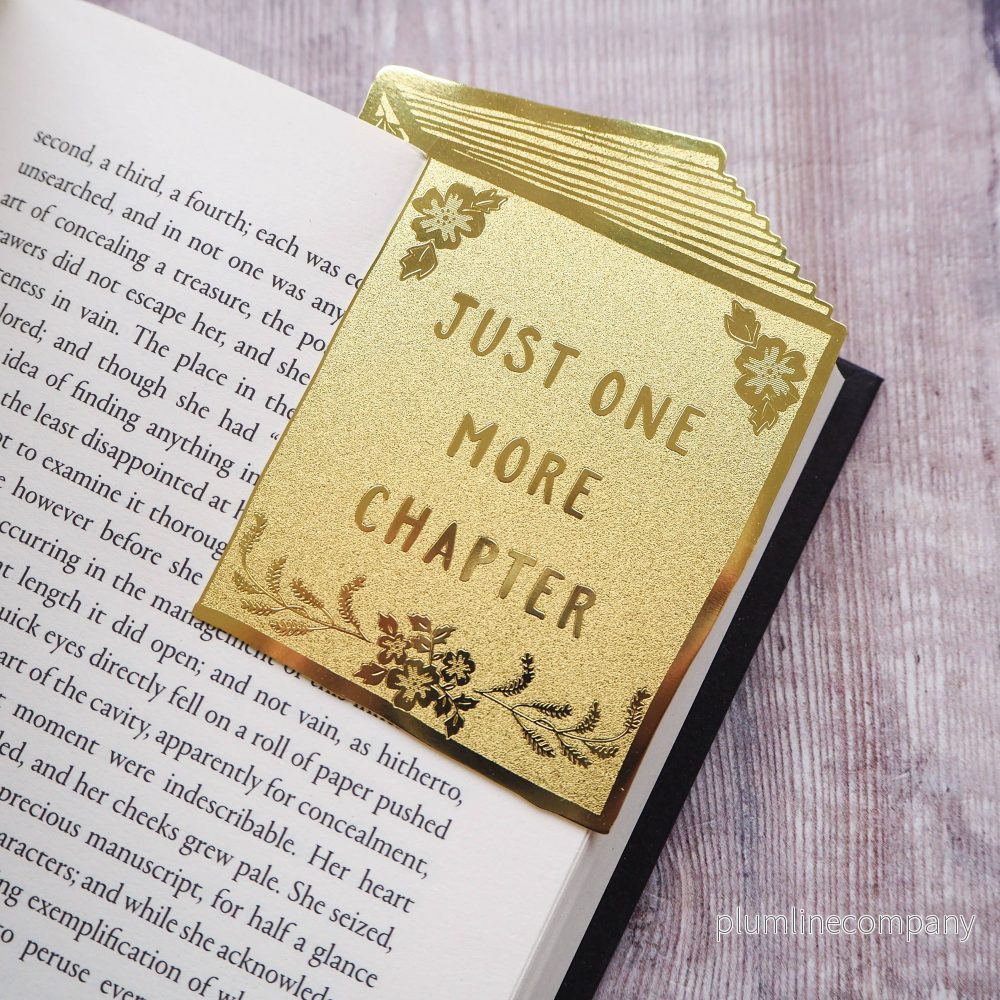LiteraryEmporium - Bokmärke i mässing med texten »Just One More Chapter» - Bild 2