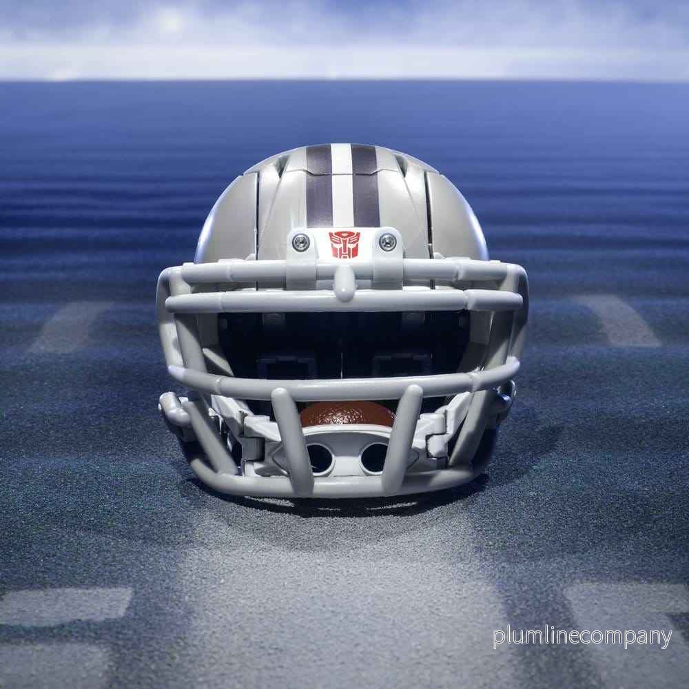 Transformers x NFL Actionfigur Dallas Cowboys: Starblitz 14 cm - Bild 2