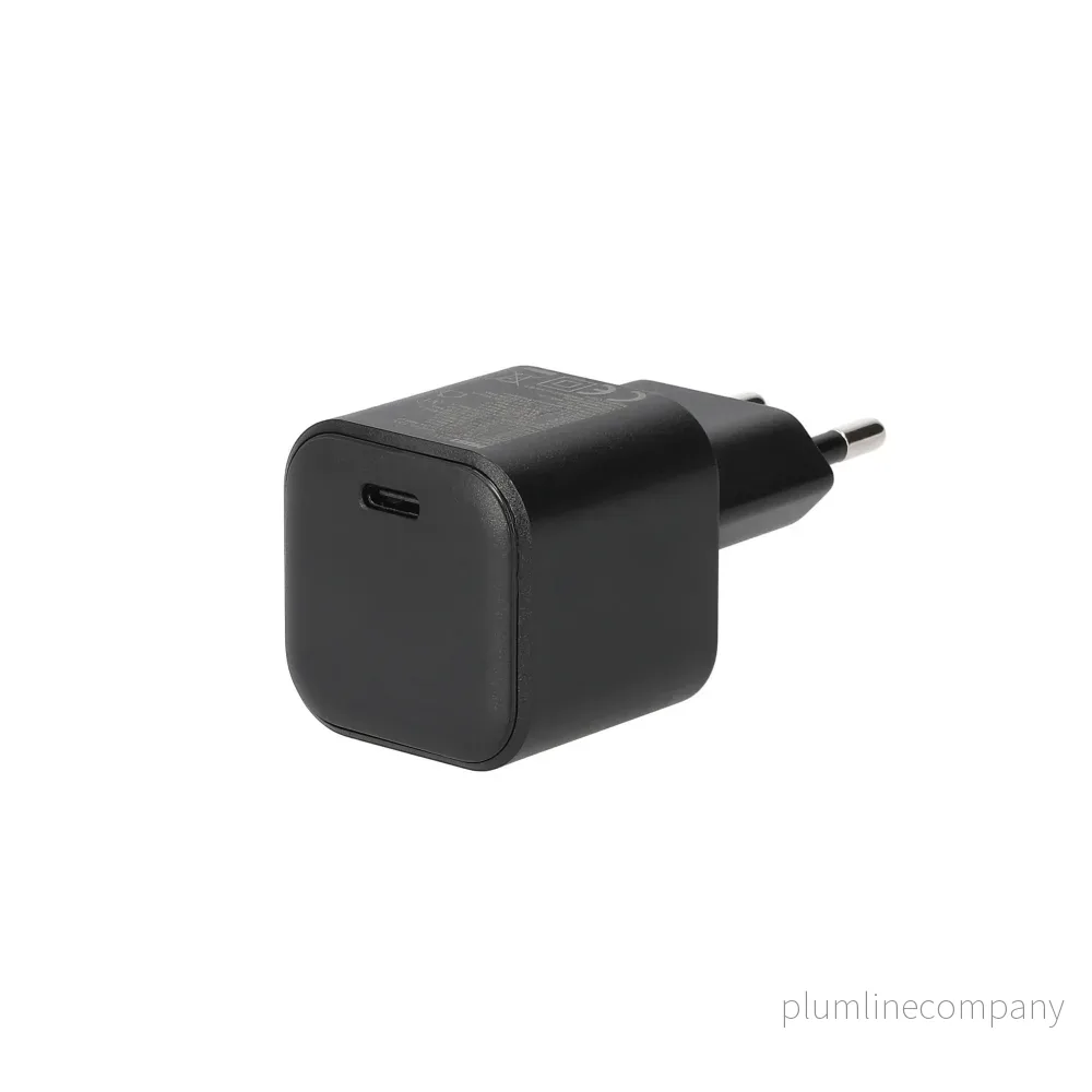 NÖRDIC Väggladdare USB-C PD65W Nano NÖRDIC Väggladdare USB-C PD65W Nano