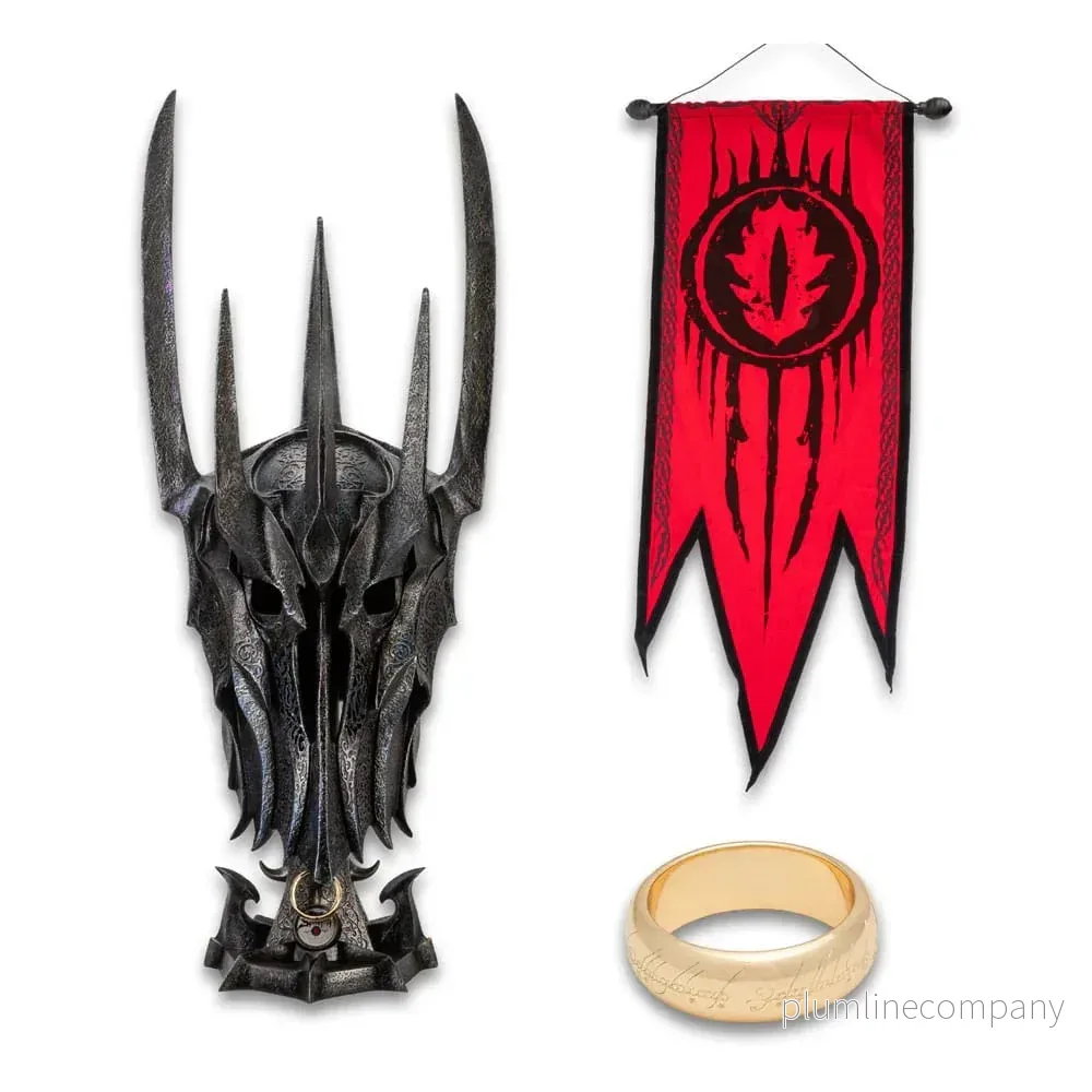Lord of the Rings Museum Collection Replica 1/1 War Helm of Sauron 76 cm