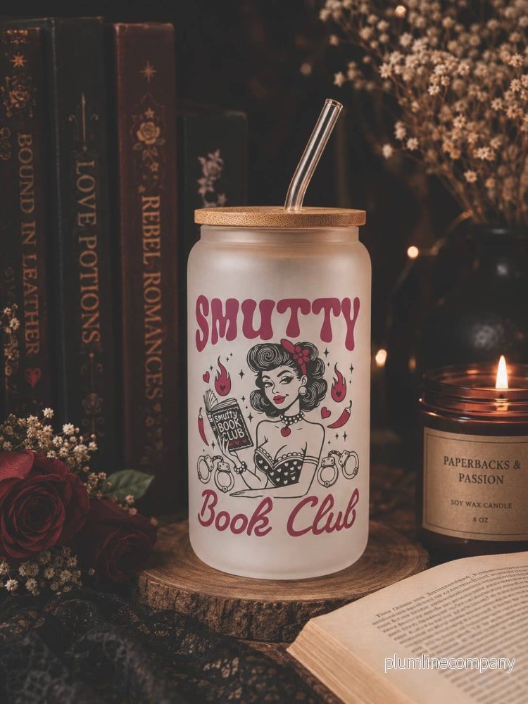 the cute cloud – Smutty Book Club frostat glas, mugg/skål. Diskmaskinssäker + lock och sugrör
