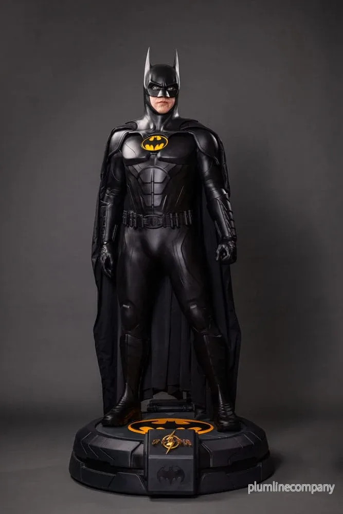 The Flash Batman Keaton 2 Life-Size-statue 211 cm The Flash Batman Keaton 2 Life-Size-statue 211 cm