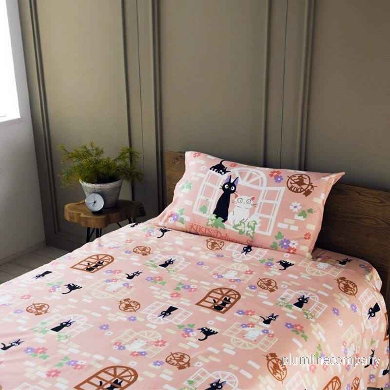 Kikis Leveransservice Natsu Påslakanset Söt Rosa Jiji Kikis Leveransservice Natsu Påslakanset Söt Rosa Jiji