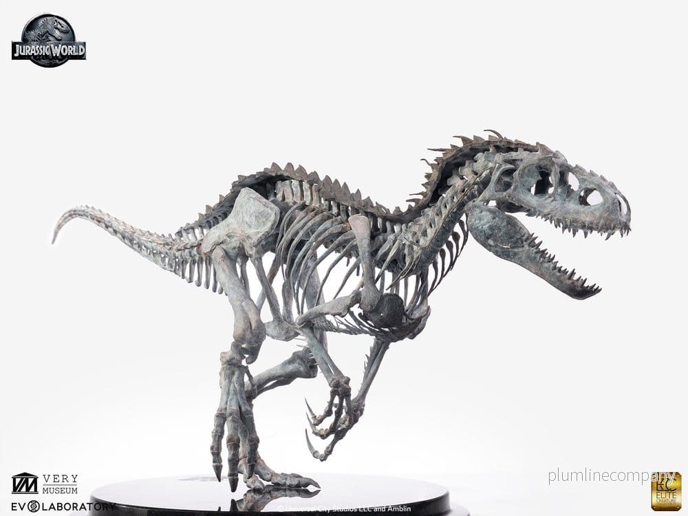 Jurassic World staty 1/24 Indominus Rex Skeleton Bronze 24 cm
