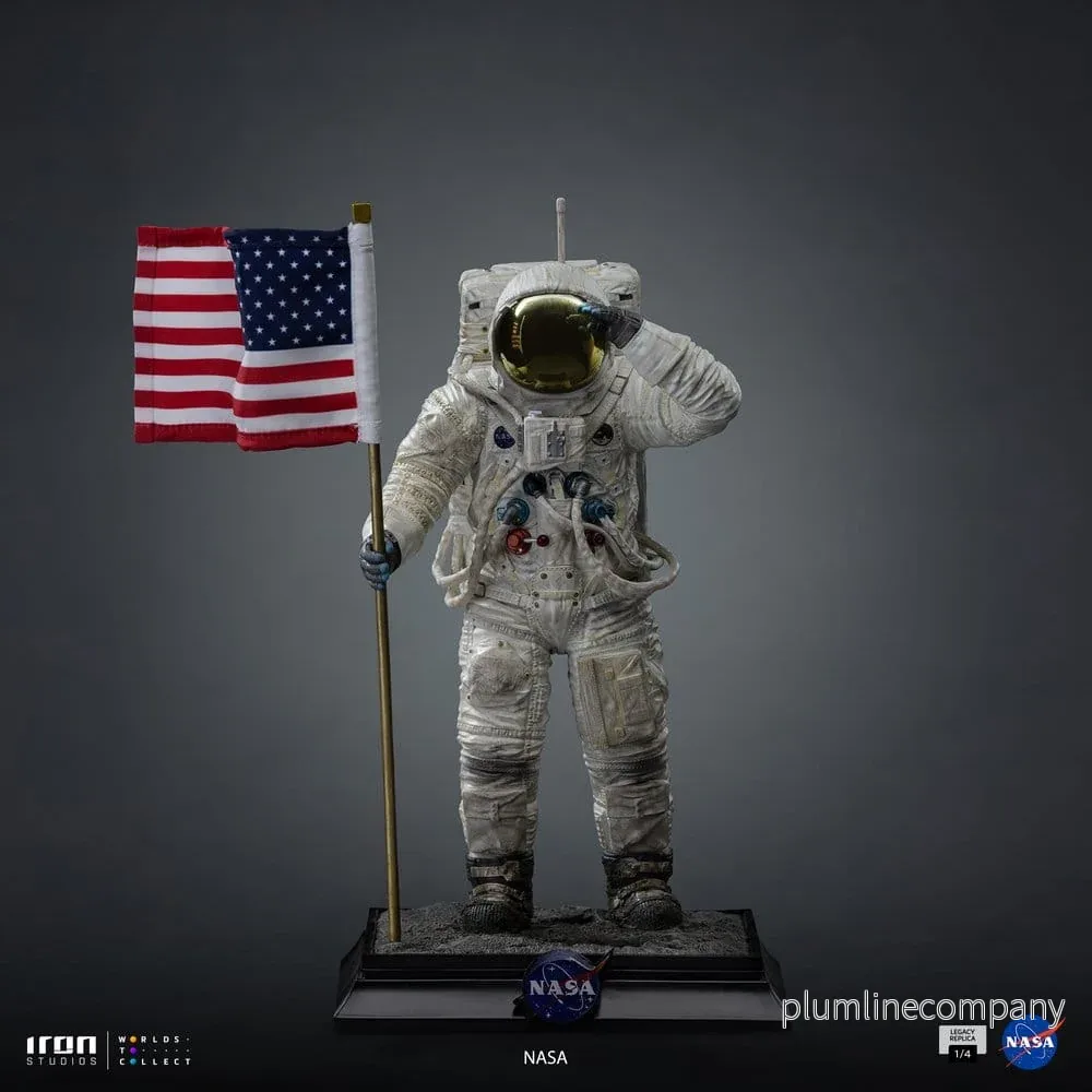 NASA Legacy Replica Figur i skala 1/4 av Apollo 11 Astronaut, 58 cm hög - Bild 3