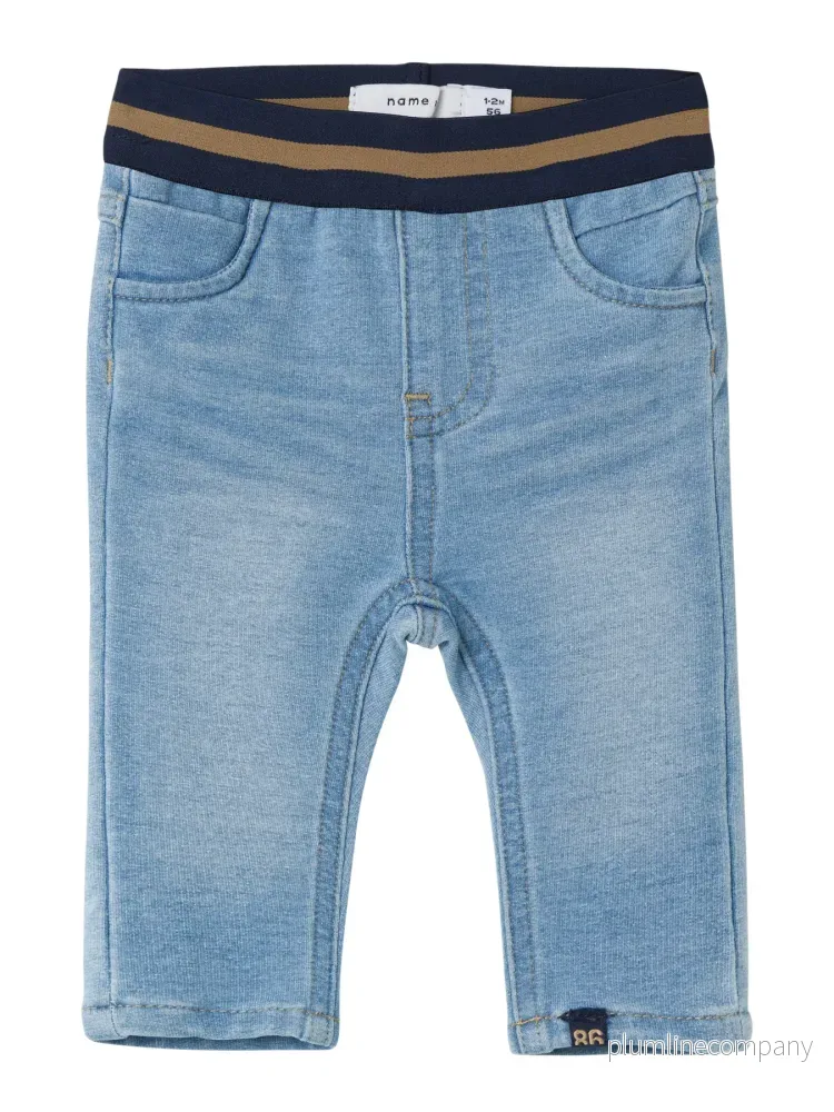 SMAL PASSFORM JEANS – NBMSILAS SLIM SWE JEANS 7025-TR NOOS – Light Blue Denim DARK SMAL PASSFORM JEANS – NBMSILAS SLIM SWE JEANS 7025-TR NOOS – Light Blue Denim DARK
