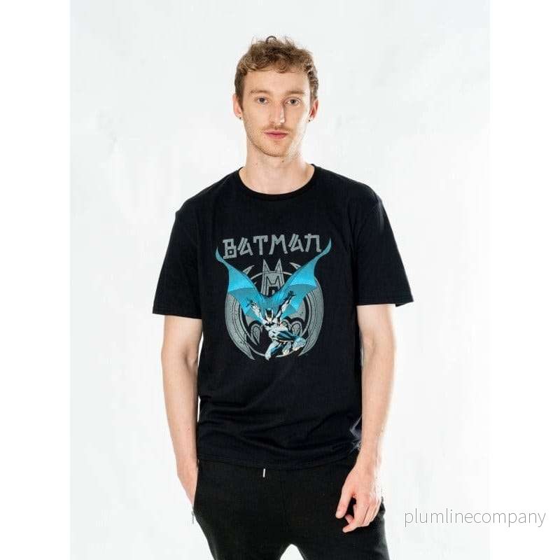 DC Comics T-shirt Batman Anime Cape DC Comics T-shirt Batman Anime Cape
