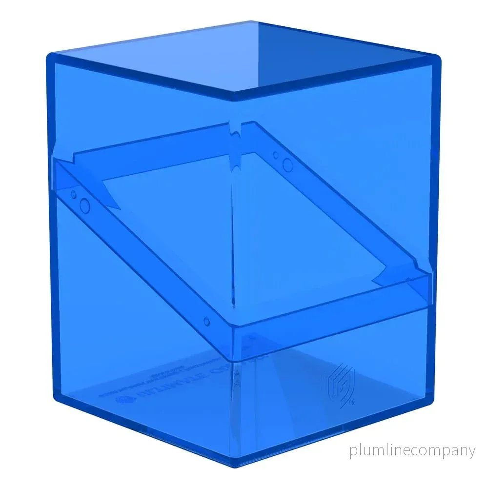 Ultimate Guard Boulder 100+ Clear – Sapphire Ultimate Guard Boulder 100+ Clear – Sapphire