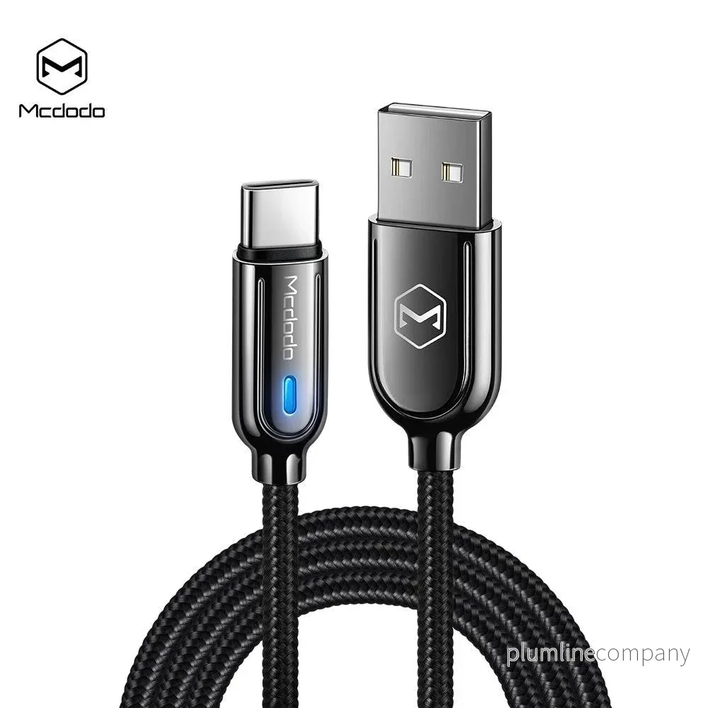 Mcdodo CA-6190 USB C till USB A kabel för synkning och snabb laddning, LED indikator, laddningen slutas automatisk när laddningen är klar, svart, 1m Mcdodo CA-6190 USB C till USB A kabel för synkning och snabb laddning, LED indikator, laddningen slutas automatisk när laddningen är klar, svart, 1m