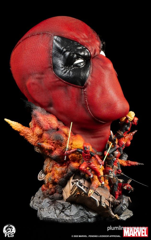 Marvel Fine Art Bust Deadpool 42 cm - Bild 3