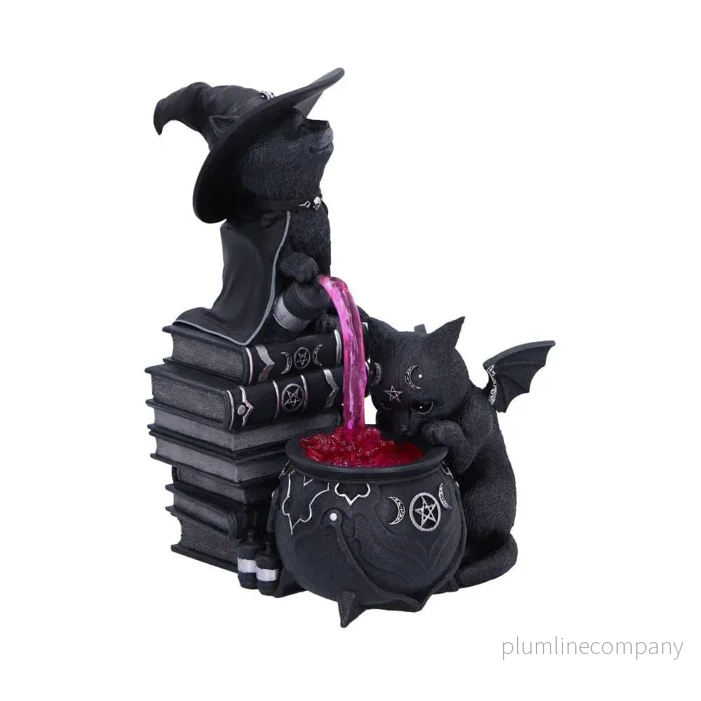 Cult Cuties Figur Curious Cauldron 18 cm – En skrämmande söt dekoration