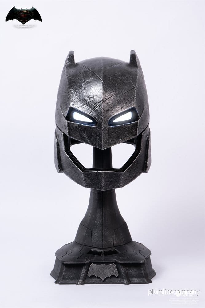 Justice League Replica 1/1 Batman v Superman: Dawn of Justice Förstärkt Batman Hjälm 50 cm Justice League Replica 1/1 Batman v Superman: Dawn of Justice Förstärkt Batman Hjälm 50 cm