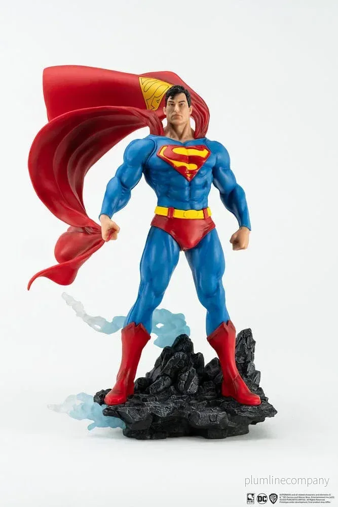 Superman PX PVC Staty 1/8 Classic Version 30 cm Superman PX PVC Staty 1/8 Classic Version 30 cm