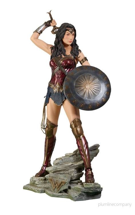 Wonder Woman staty i naturlig storlek Wonder Woman 224 cm Wonder Woman staty i naturlig storlek Wonder Woman 224 cm