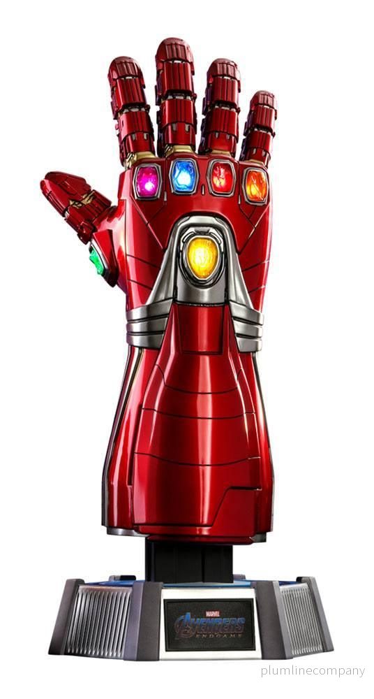 Avengers: Endgame Life-Size Masterpiece Nano Gauntlet 52 cm Avengers: Endgame Life-Size Masterpiece Nano Gauntlet 52 cm