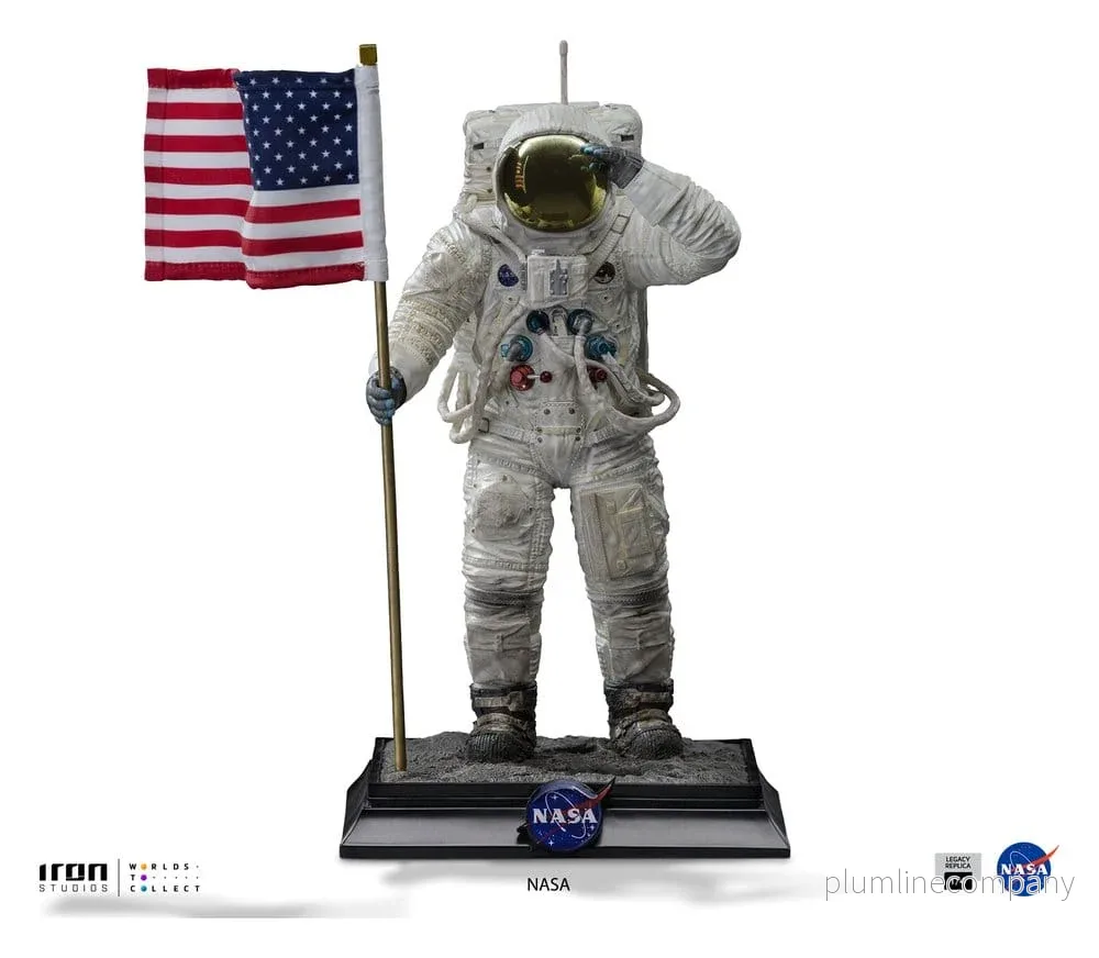 NASA Legacy Replica Figur i skala 1/4 av Apollo 11 Astronaut, 58 cm hög NASA Legacy Replica Figur i skala 1/4 av Apollo 11 Astronaut, 58 cm hög