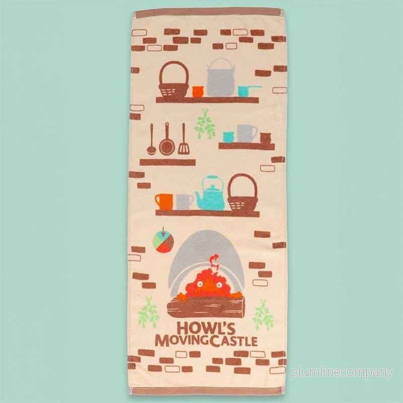 Howl’s Rörliga Slott Natsu Handduk Kock med Calcifer 34 x 80 cm
