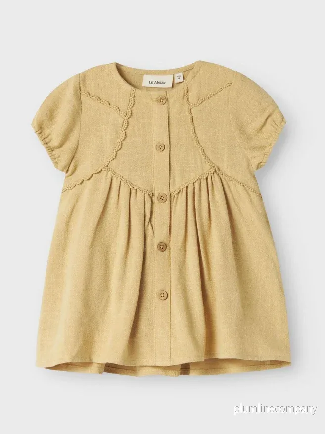 SISTA CHANSEN - Lil' Atelier - NBFDAMLA SS LOOSE BODY DRESS LIL - Taos Taupe
